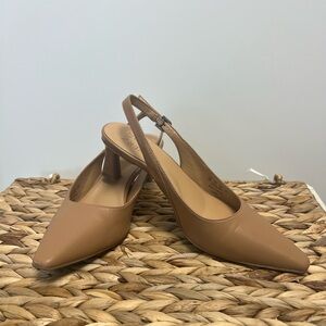 Tan Heels - Size 8